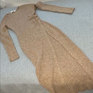 Astr Long Sleeve Ribbed Dress in Tan